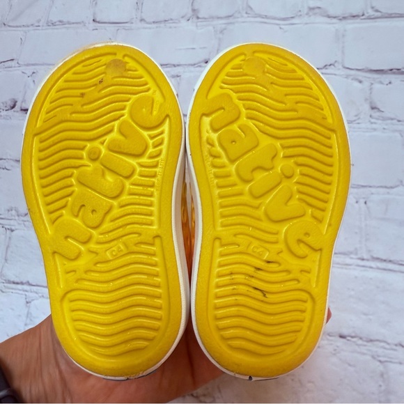 Natives - Picture 6 of 7